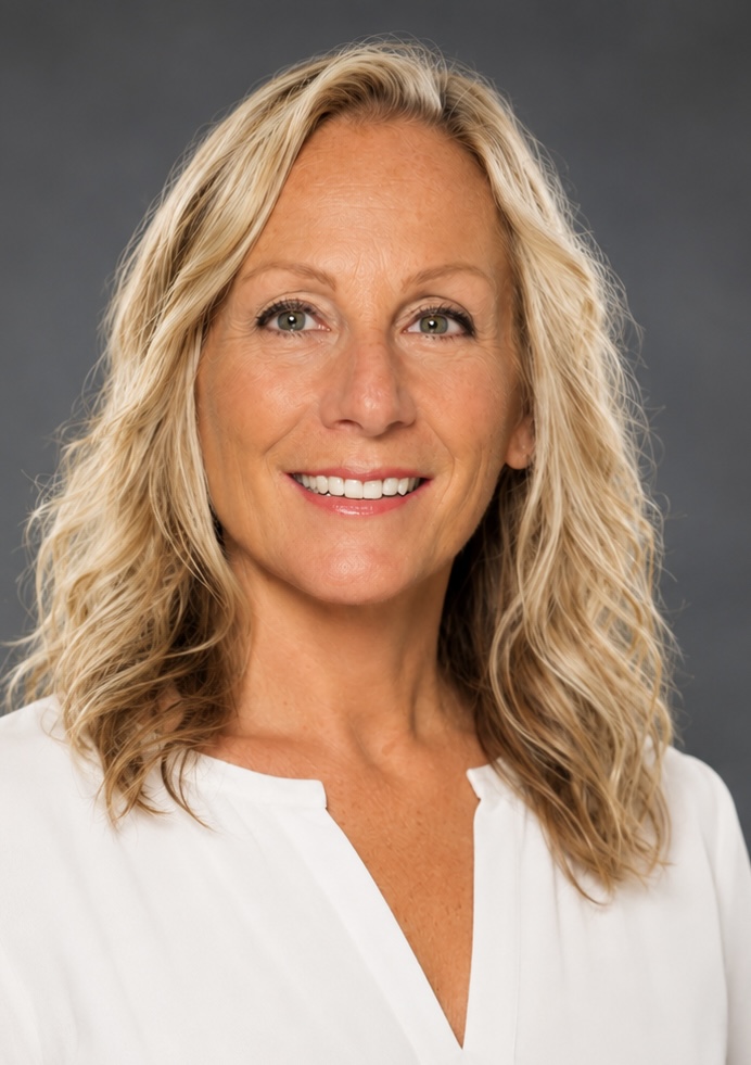 Funderwoman_Nonprofit-Fundraising_Donor-Management_Nonprofit-Fundraising-Services_Debbie-Levine-CFRE